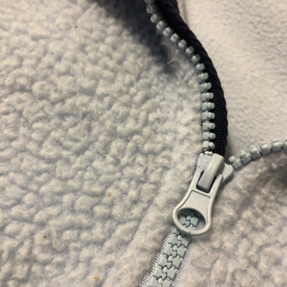 Fuzzy zip up jacket - Picture 3 of 3